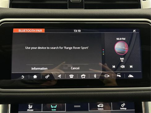 Used 2018 Land Rover Range Rover Sport HSE AWD/4WD image 45