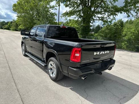 Used 2025 RAM 1500 Big Horn AWD/4WD image 16