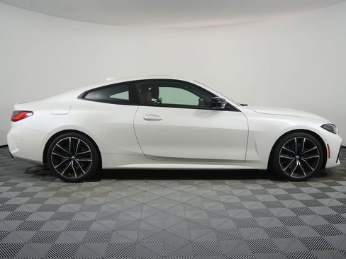 Certified 2022 BMW M440i Coupe image 2