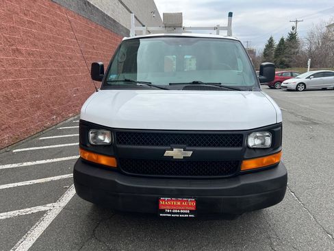 Used 2012 Chevrolet Express 2500 image 3