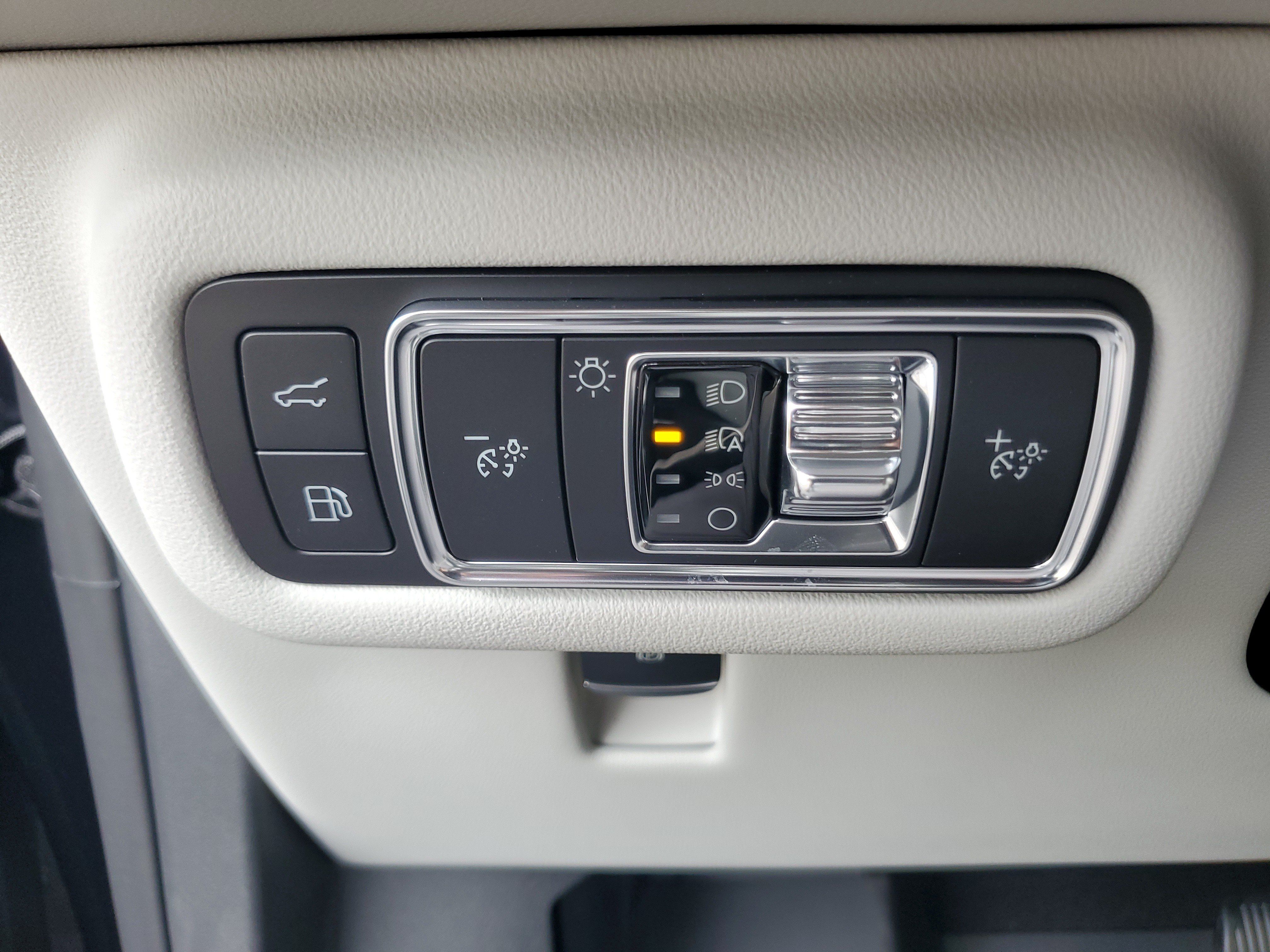New 2026 Lincoln Nautilus Premier w/ Equipment Group 102A AWD/4WD image 14