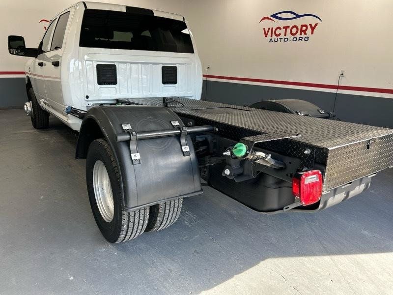 Used 2024 RAM 3500 Tradesman w/ Electrical Accessory Group RWD image 4