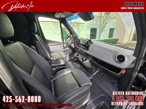 Used 2020 Mercedes-Benz Sprinter 2500 image 19