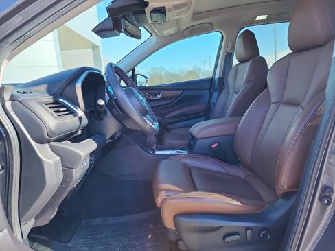 Certified 2024 Subaru Ascent Touring w/ Popular Package #2 image 10
