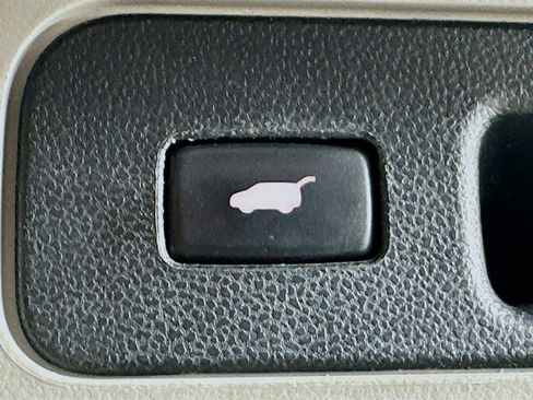 Used 2013 Honda Pilot Touring image 30