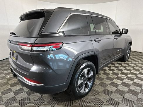 Used 2022 Jeep Grand Cherokee Limited 4xe AWD/4WD image 4