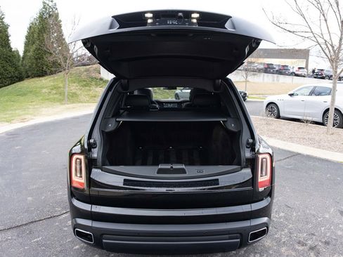Certified 2019 Rolls-Royce Cullinan image 63