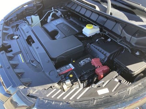 Used 2022 Nissan Pathfinder SL image 51