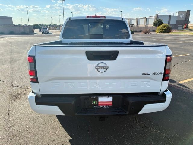 Certified 2024 Nissan Frontier SL w/ Technology Package AWD/4WD image 5