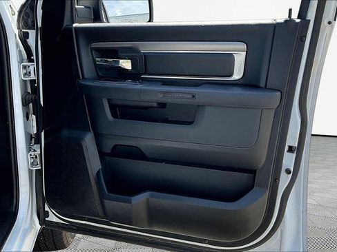 Used 2024 RAM 1500 Warlock RWD image 27