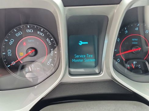 Used 2015 Chevrolet Camaro LS RWD image 15