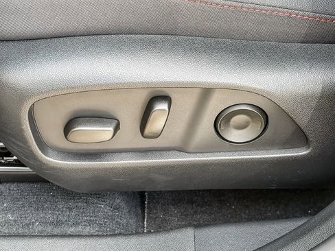 Used 2025 Chevrolet Equinox RS w/ Safety and Technology Package image 45