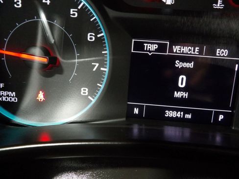 Used 2018 Chevrolet Equinox LS FWD image 16