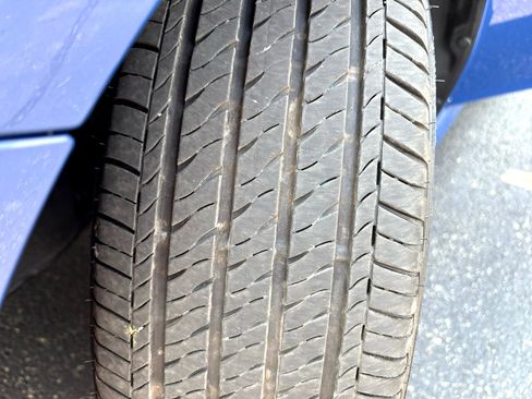 Used 2025 Toyota Camry image 11