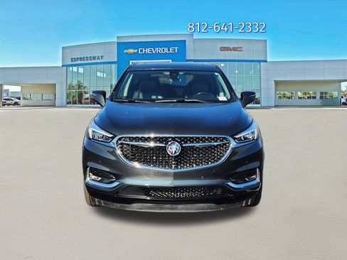 Used 2019 Buick Enclave Avenir w/ Avenir Technology Package image 2