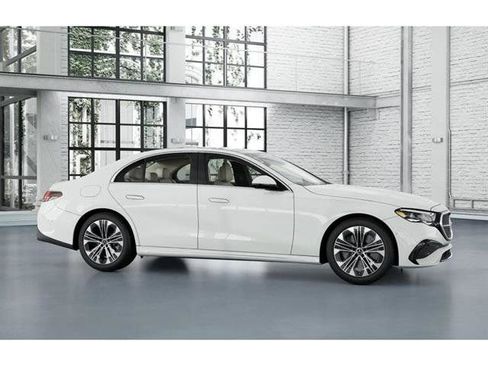 New 2026 Mercedes-Benz E 450 4MATIC Sedan image 14