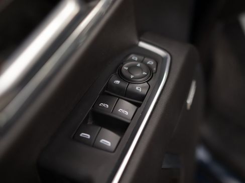 Used 2023 GMC Sierra 1500 SLT w/ SLT Convenience Package image 25