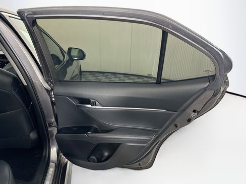 Used 2018 Toyota Camry XSE w/ Driver Assist Package image 30