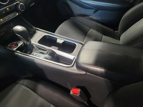 Used 2024 Nissan Sentra SV FWD image 26