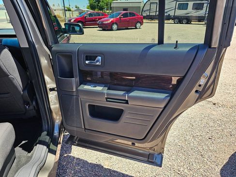 Used 2012 Ford Flex SEL w/ Equipment Group Order Code FWD image 11