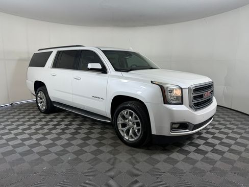 Used 2017 GMC Yukon XL SLT w/ Open Road Package RWD image 7