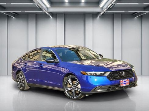 Used 2024 Honda Accord Sport image 1