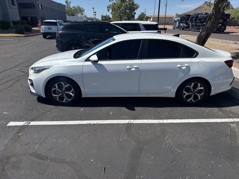 Used 2021 Kia Forte LXS FWD image 6