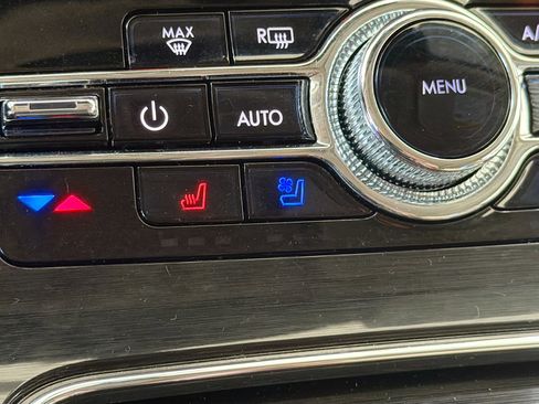 Certified 2023 Lincoln Nautilus Reserve w/ Equipment Group 201A image 20