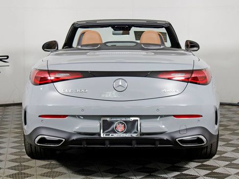 Used 2026 Mercedes-Benz CLE 300 4MATIC Cabriolet image 4