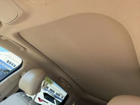 Used 2017 Lincoln MKX Reserve w/ Lincoln MKX Climate Package image 13