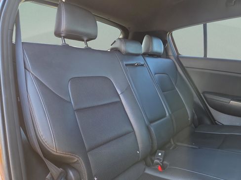 Used 2021 Kia Sportage S image 31