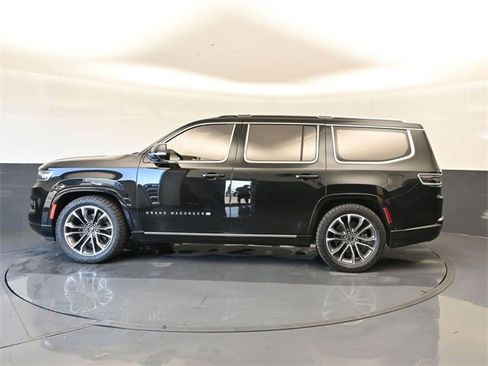 Used 2022 Jeep Grand Wagoneer Series III image 7
