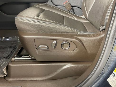 Used 2021 GMC Yukon Denali w/ Denali Ultimate Package image 25