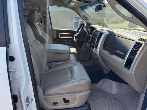 Used 2011 RAM 2500 Laramie w/ Cold Weather Group AWD/4WD image 15