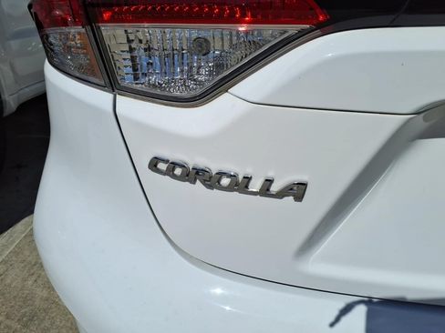 Used 2024 Toyota Corolla LE FWD image 8