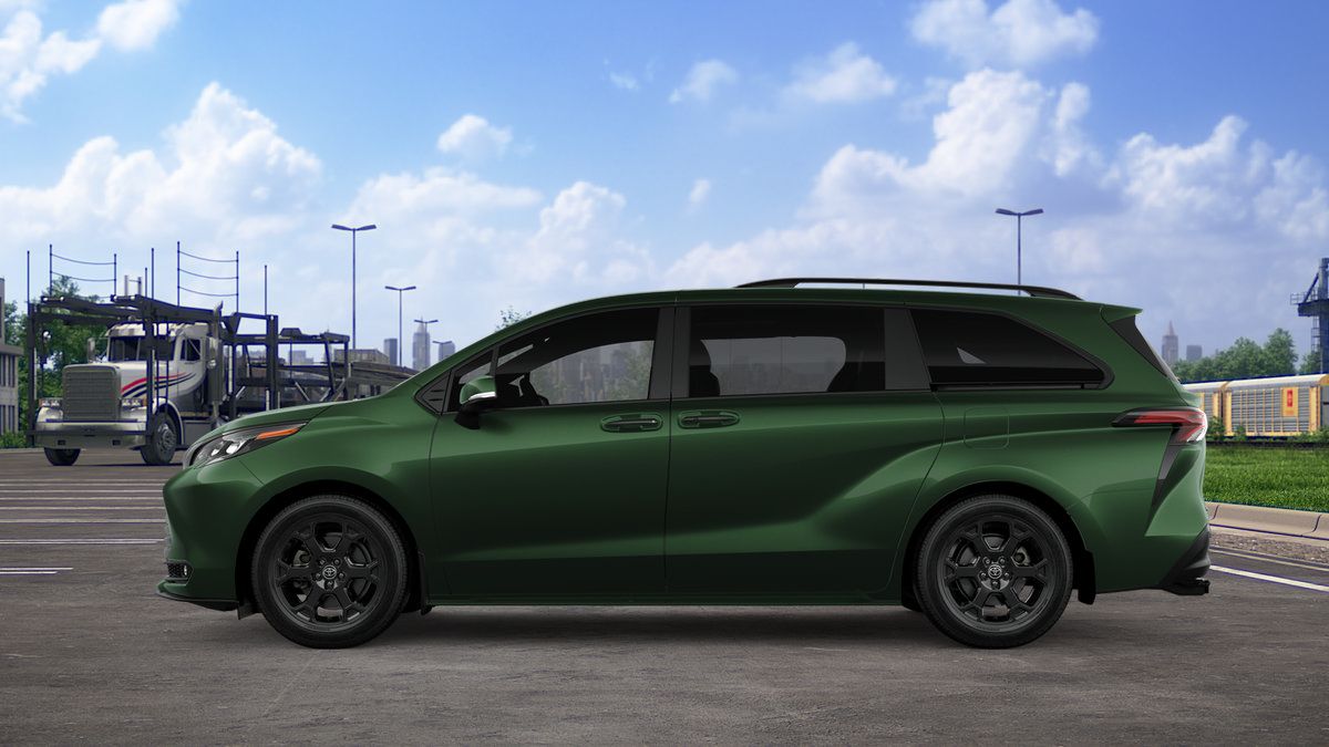 New 2026 Toyota Sienna XLE Woodland Edition AWD/4WD image 4