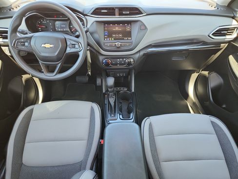 Used 2021 Chevrolet TrailBlazer LS AWD/4WD image 12