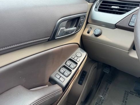 Used 2016 Chevrolet Tahoe LT RWD image 32