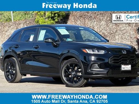 Certified 2024 Honda HR-V Sport image 1