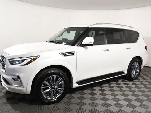 Used 2024 INFINITI QX80 Luxe AWD/4WD image 2