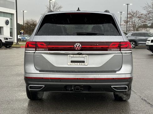 New 2026 Volkswagen Atlas SE FWD image 4