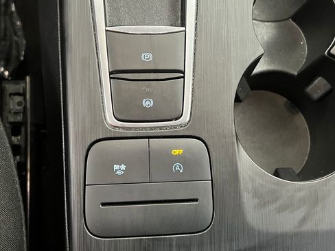 Used 2025 Ford Escape Active image 44