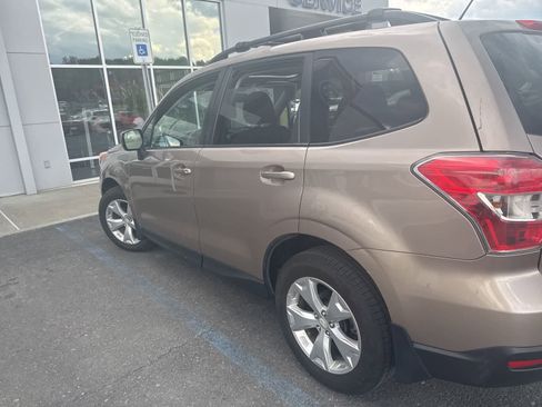 Used 2015 Subaru Forester 2.5i Premium w/ All-Weather Package AWD/4WD image 3