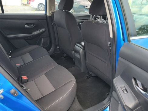 Used 2022 Nissan Sentra SV FWD image 12