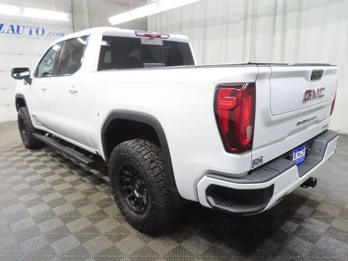 Used 2023 GMC Sierra 1500 AT4 w/ Technology Package AWD/4WD image 7