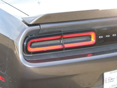 Used 2015 Dodge Challenger SXT Plus image 26