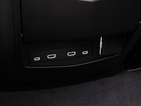 Used 2021 Cadillac Escalade ESV Premium Luxury w/ Performance Package RWD image 43