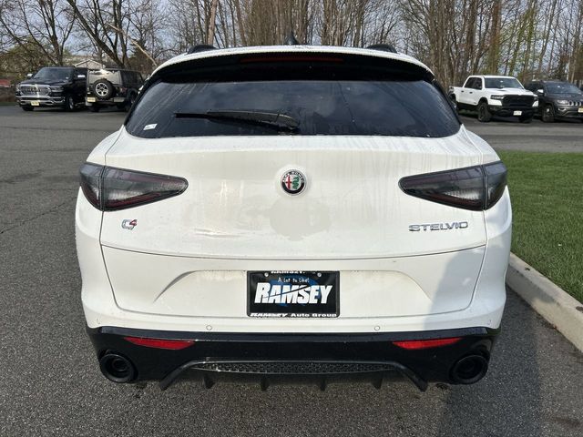 New 2026 Alfa Romeo Stelvio Sprint AWD/4WD image 16
