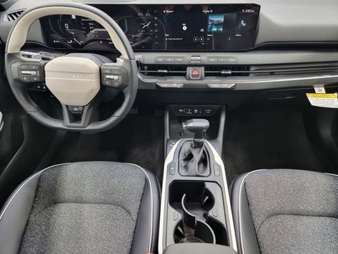 New 2025 Kia K4 GT-Line w/ GT-Line Sunroof Package image 22