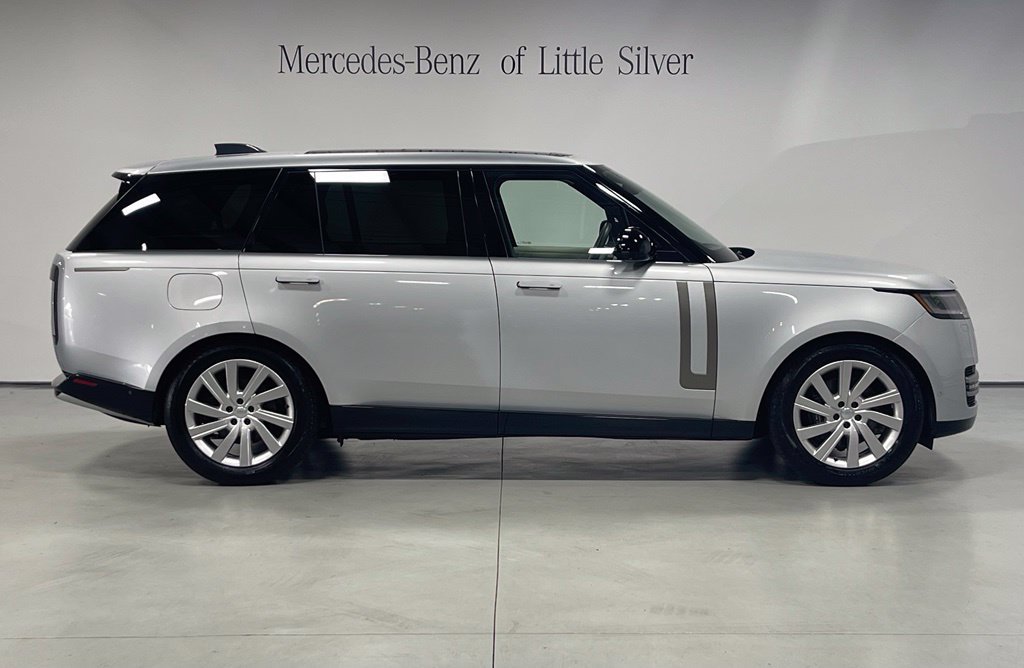 Used 2024 Land Rover Range Rover Long Wheelbase SE AWD/4WD image 7